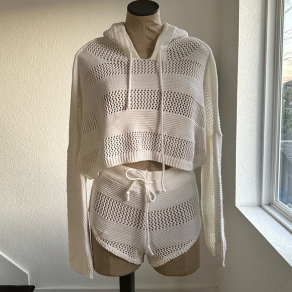 NWOT Nasty Gal Crochet Hoodie And Shorts Loungewear Set size small - Picture 6 of 6